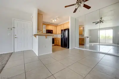 75 North Valle Verde Drive 522 Dining Area