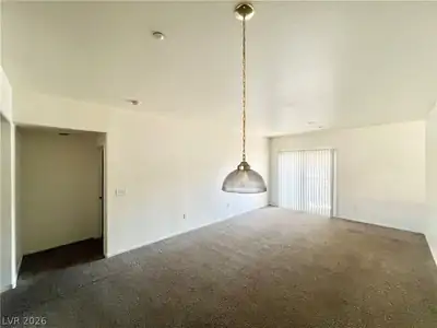 833 Aspen Peak Loop 214 Living Room
