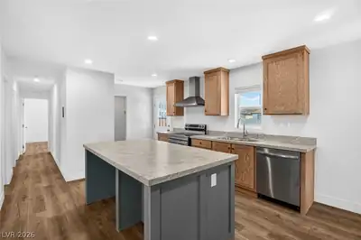 2258 Toiyabe Street Kitchen