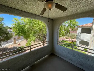 8452 Boseck Drive 279, Las Vegas, NV 89145 Patio