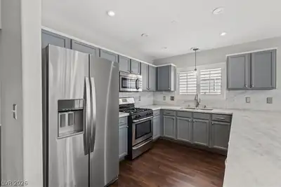 1312 Paraiso Street Kitchen