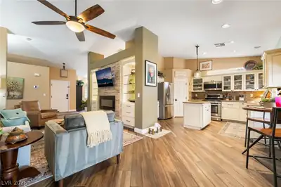 1165 Jewel Weed Court Living Room