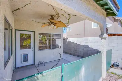 2342 Viewcrest Road Patio