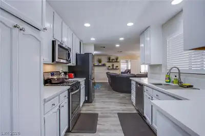 2342 Viewcrest Road Kitchen