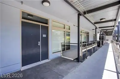 8925 West Flamingo Road 228 Entry