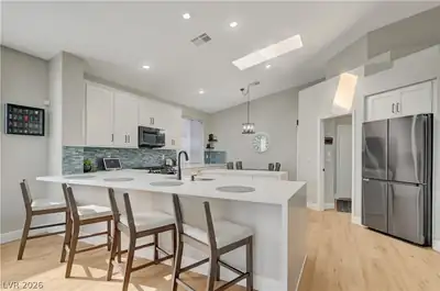 64 Blaven Drive, Henderson, NV 89002 Kitchen