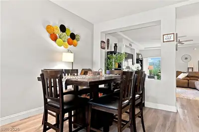 10121 Arbor Brook Court Dining Area