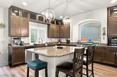 10121 Arbor Brook Court Kitchen