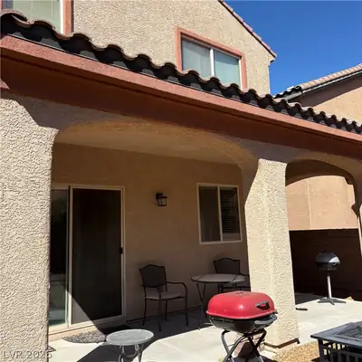 6991 Positano Hill Avenue Patio