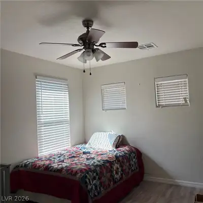 6991 Positano Hill Avenue Bedroom
