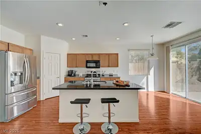 235 Hickory Heights Avenue, Las Vegas, NV 89148 Kitchen