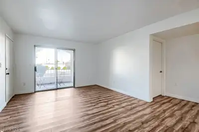 7885 West Flamingo Road 1003 Living Room