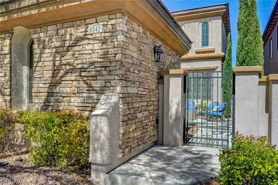 8342 Agnew Valley Court 