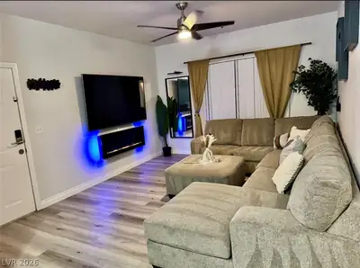 6955 North Durango Drive 1009 Las Vegas, NV 89149