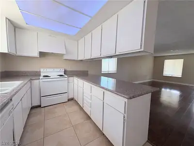 4689 Sand Creek Avenue C Kitchen