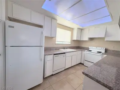 4689 Sand Creek Avenue C Kitchen