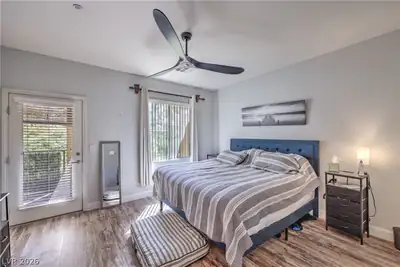 1525 Spiced Wine Avenue 12103 Bedroom