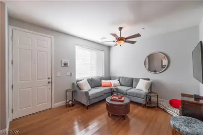 1525 Spiced Wine Avenue 12103 Living Room