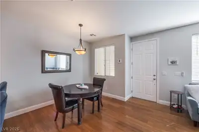 1525 Spiced Wine Avenue 12103 Dining Area