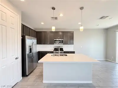 3348 Castlefields Drive Kitchen