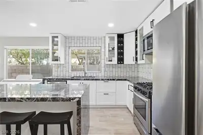 3737 Alliance Street Kitchen