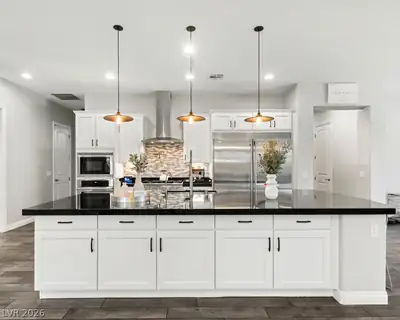 327 Castle Wynd Avenue, Las Vegas, NV 89183 Kitchen