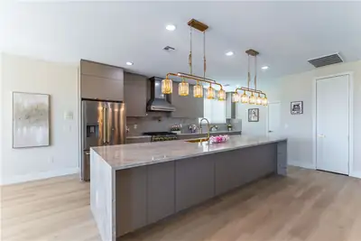 10584 Abisso Drive Kitchen