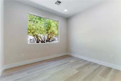 10584 Abisso Drive Bedroom