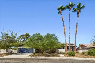 3908 El Jardin Avenue Front of Structure