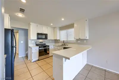 6027 Dawn View Lane, North Las Vegas, NV 89031 Kitchen