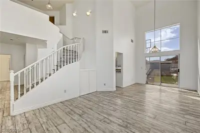 7429 Tamarind Avenue Living Room