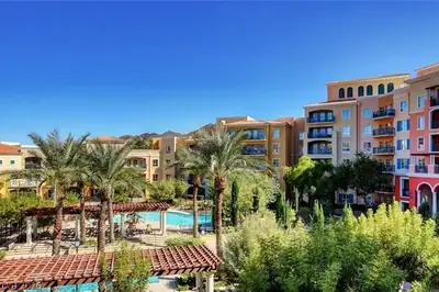 30 Strada Di Villaggio 118 Henderson, NV 89011