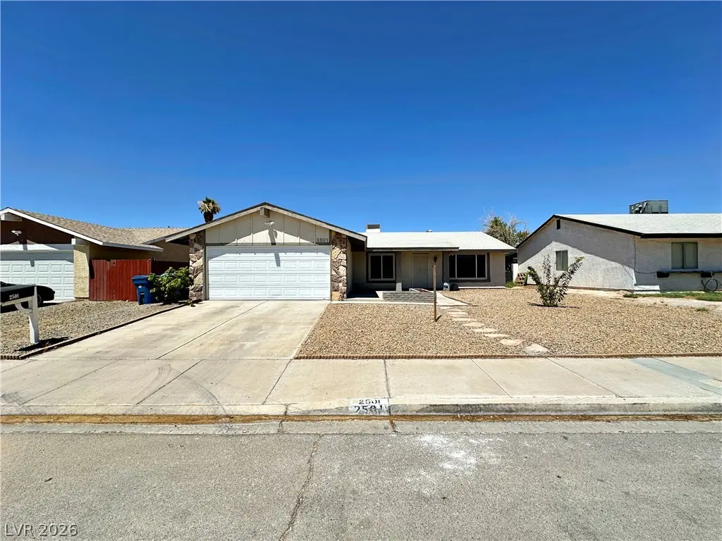 2501 Oak Glen Way