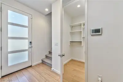 3327 Esker Ridge Avenue Entrance Foyer