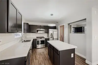 8215 Mt Brodie Circle 