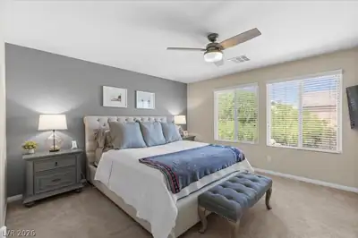7464 SANTO DOMINGO Avenue Bedroom