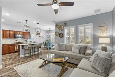 7464 SANTO DOMINGO Avenue Living Room
