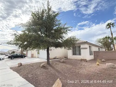 2801 Bahama Point Avenue, North Las Vegas, NV 89031 Front of Structure
