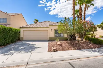7749 Kasmere Falls Drive Las Vegas, NV 89149