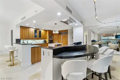 2857 Paradise Road 602, Las Vegas, NV 89109 Kitchen