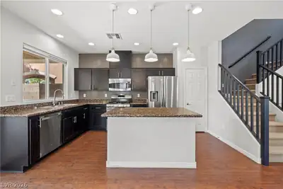 1021 Chestnut Chase Street Kitchen
