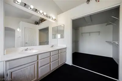 1608 Saddle Rock Circle, Las Vegas, NV 89117 Primary Bathroom
