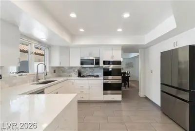 2233 Versailles Court Kitchen