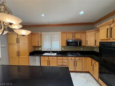 7230 Elderly Avenue Kitchen