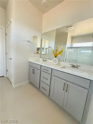 4379 East Cactus Canyon Drive Primary Bathroom