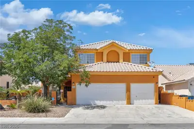 530 Rancho Del Mar Way, North Las Vegas, NV 89031 Front of Structure