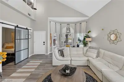 530 Rancho Del Mar Way Living Room