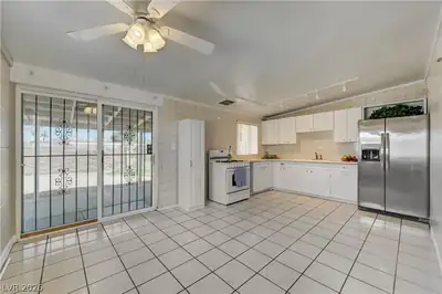 1716 Belmont Street Kitchen