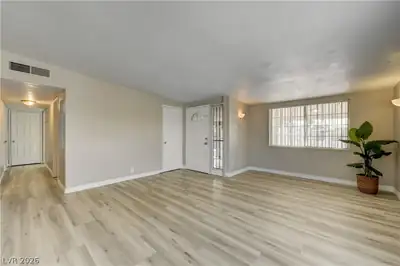 1716 Belmont Street Living Room