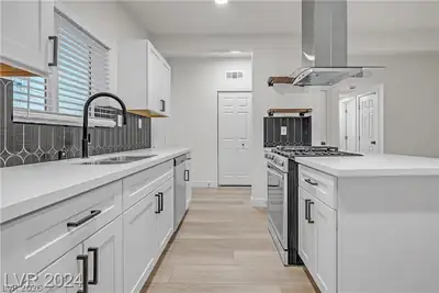 1660 Capistrano Avenue Kitchen
